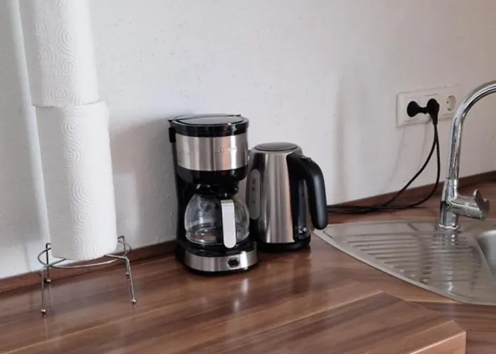 Zentral Gelegene Monteurunterkunft アパート